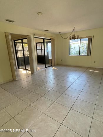 8 Lake Forest Pl, Palm Coast, FL 32137