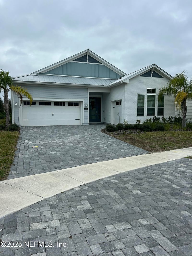 638 Caribbean Pl, St Johns, FL 32259