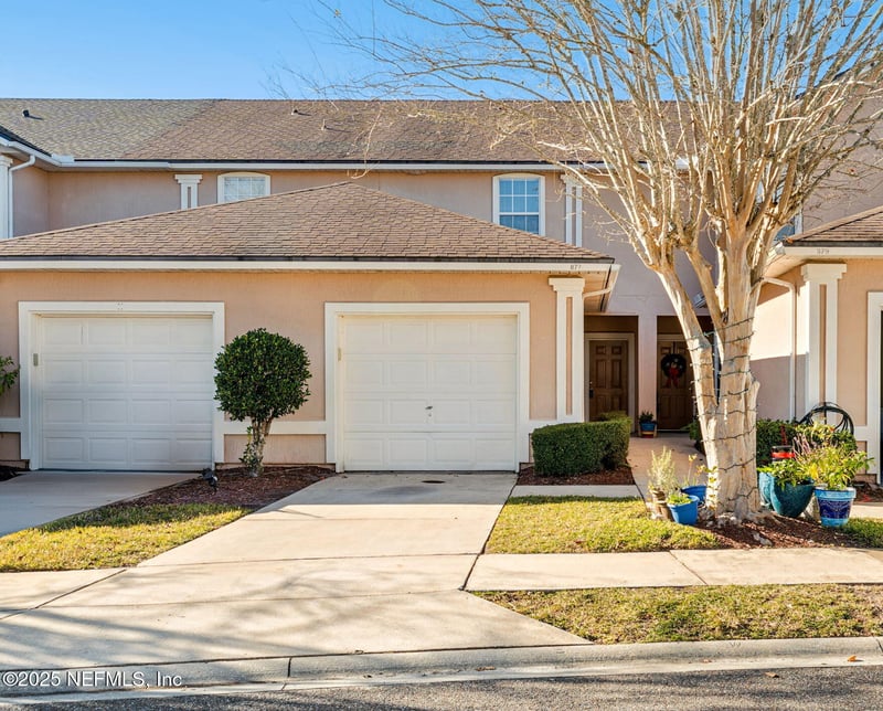 877 Southern Creek Dr, St Johns, FL 32259