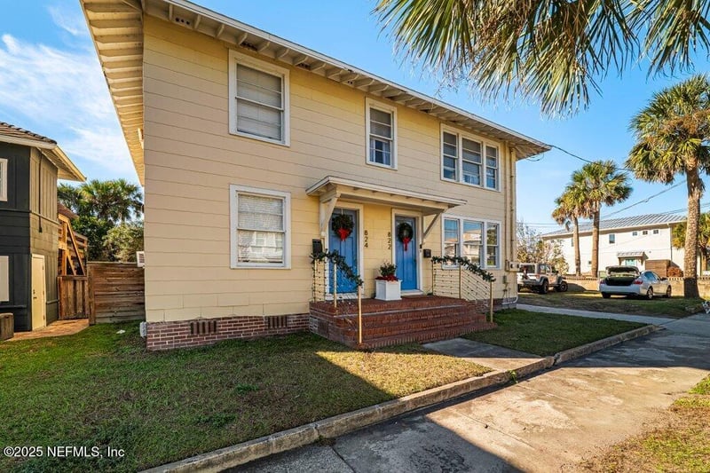 822 1st St #822-824, Neptune Beach, FL 32266