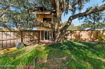 8145 Oden Ave, Jacksonville, FL 32216