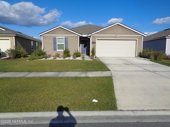 2465 Oak Stream Dr, Green Cove Springs, FL 32043