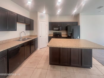 10560 Maidstone Cove Dr, Jacksonville, FL 32218