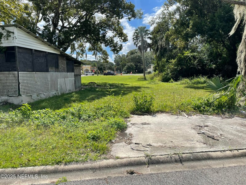 101 Esplanade Ave, Green Cove Springs, FL 32043