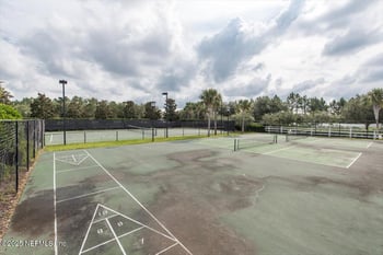 2040 Emerald Green Rd, Jacksonville, FL 32246