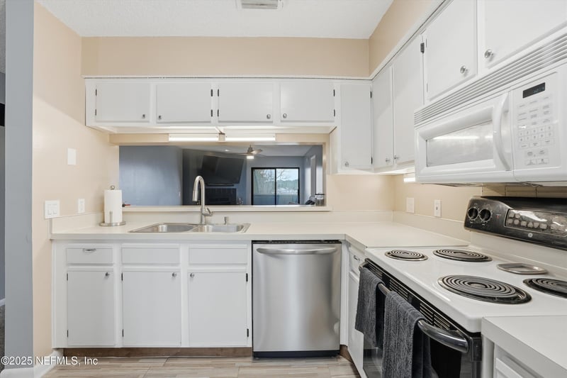 5615 San Juan Ave #309, Jacksonville, FL 32210