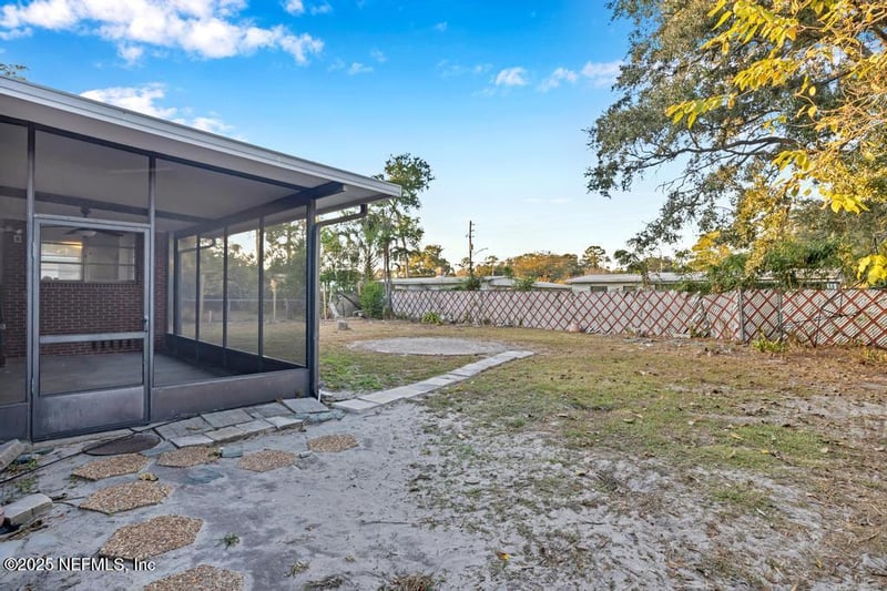 8559 Lamanto Ave, Jacksonville, FL 32211