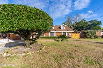 5741 Lake Lucina Dr, Jacksonville, FL 32211