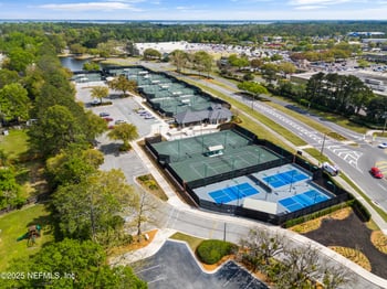 2301 Country Side Dr, Fleming Island, FL 32003