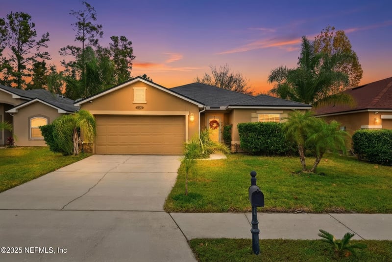 2507 King Louis Dr, Jacksonville, FL 32254