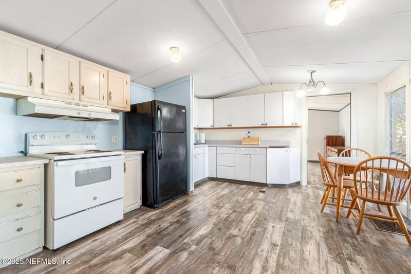 103 Walker Ave, Palatka, FL 32177