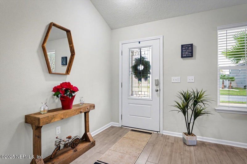 15959 Great Lakes Cir, Jacksonville, FL 32218