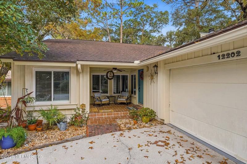 12202 Spiney Ridge Dr, Jacksonville, FL 32225