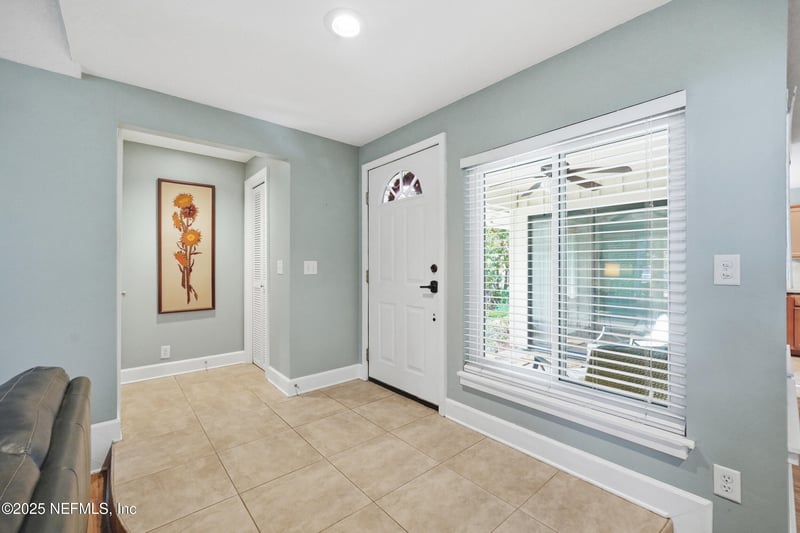 12202 Spiney Ridge Dr, Jacksonville, FL 32225