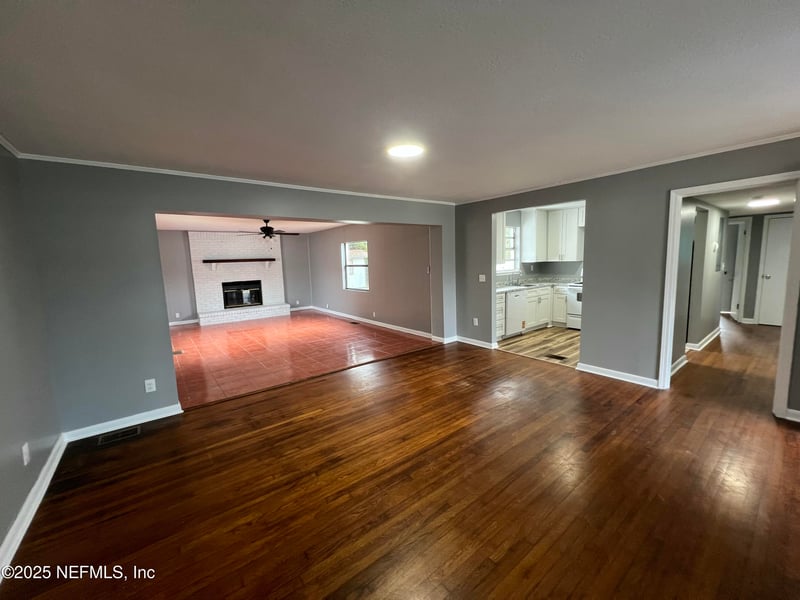 3609 Cesery Blvd, Jacksonville, FL 32277