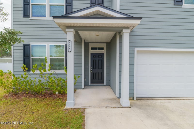 6060 Black Stallion Dr, Jacksonville, FL 32234