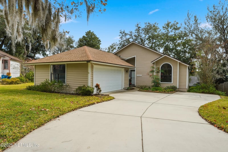 11672 Brush Ridge Cir, Jacksonville, FL 32225