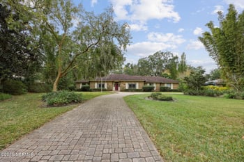 1326 Riverplace Dr, Jacksonville, FL 32223