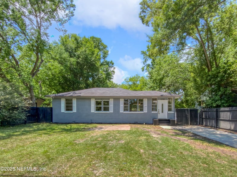 5334 Mays Dr, Jacksonville, FL 32209