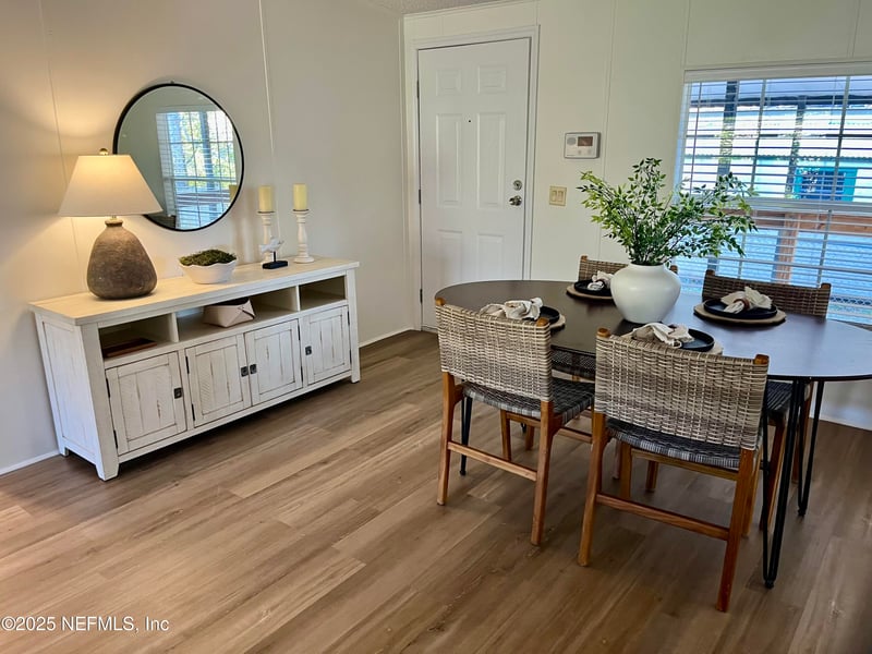 2160 Glen Gardner Dr, Jacksonville, FL 32246