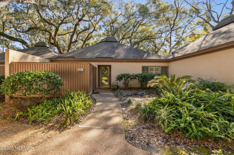 3323 Sea Marsh Rd, Fernandina Beach, FL 32034