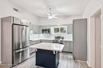 1614 Loyola Dr, Jacksonville, FL 32218