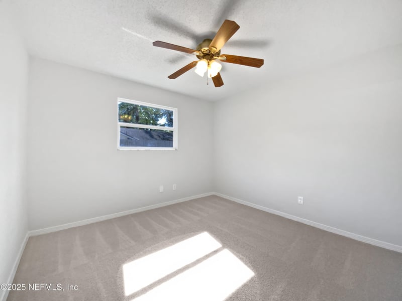 3205 Cormorant Dr, Jacksonville, FL 32223