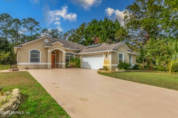 12 Whirlaway Dr, Palm Coast, FL 32164