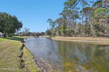 8268 Autumnwind Dr, Jacksonville, FL 32218