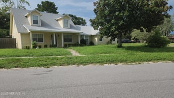 8470 Sand Point Dr, Jacksonville, FL 32244