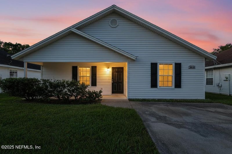 9070 3rd Ave, Jacksonville, FL 32208