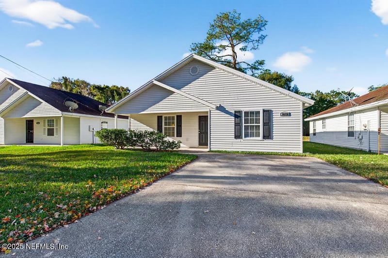 9070 3rd Ave, Jacksonville, FL 32208