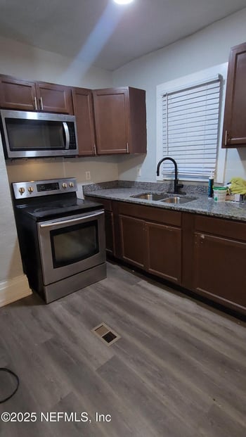 2983 Rexford St, Jacksonville, FL 32254