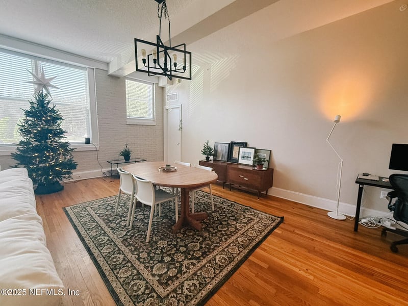 2525 College St #2102, Jacksonville, FL 32204