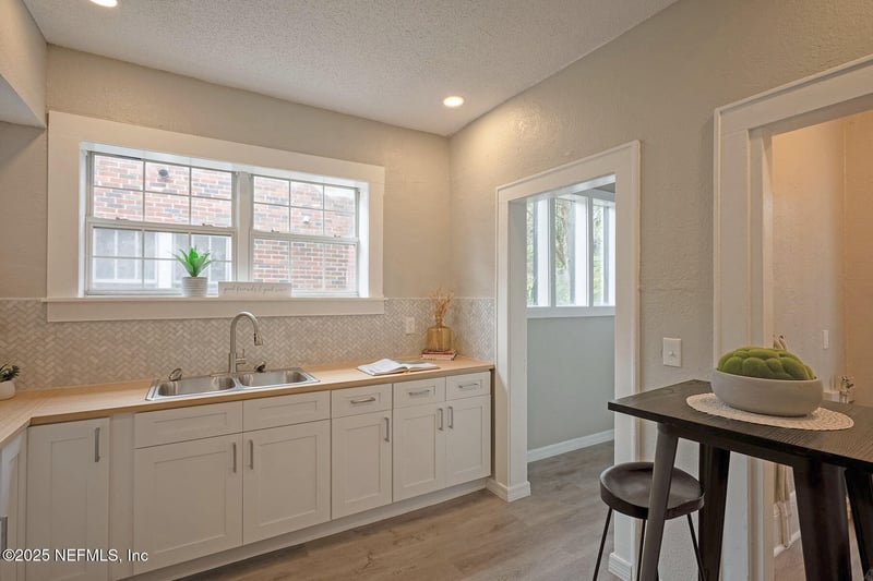 325 Alder St, Jacksonville, FL 32206