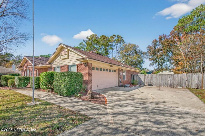 2472 Moon Harbor Way, Middleburg, FL 32068