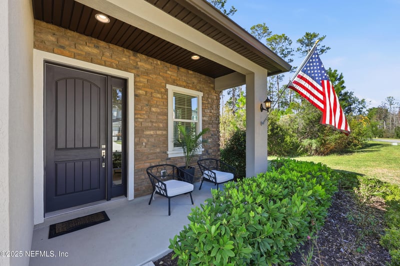 410 Wingstone Dr, Jacksonville, FL 32081