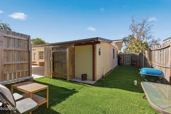 3227 Red Oak Dr, Jacksonville, FL 32277