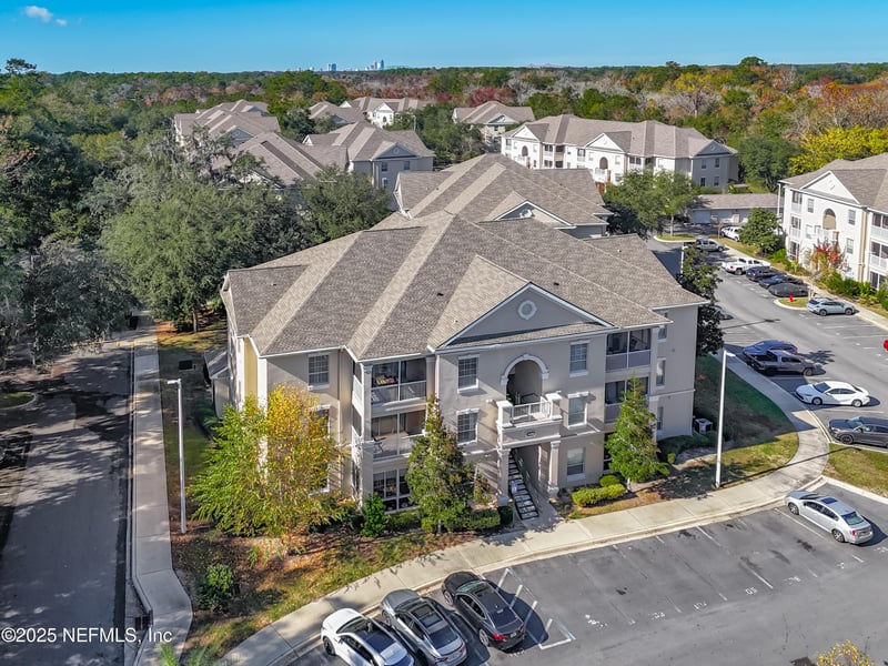 8601 Beach Blvd #409, Jacksonville, FL 32216