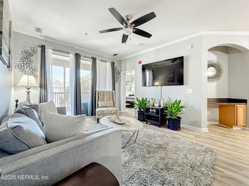 8601 Beach Blvd #409, Jacksonville, FL 32216