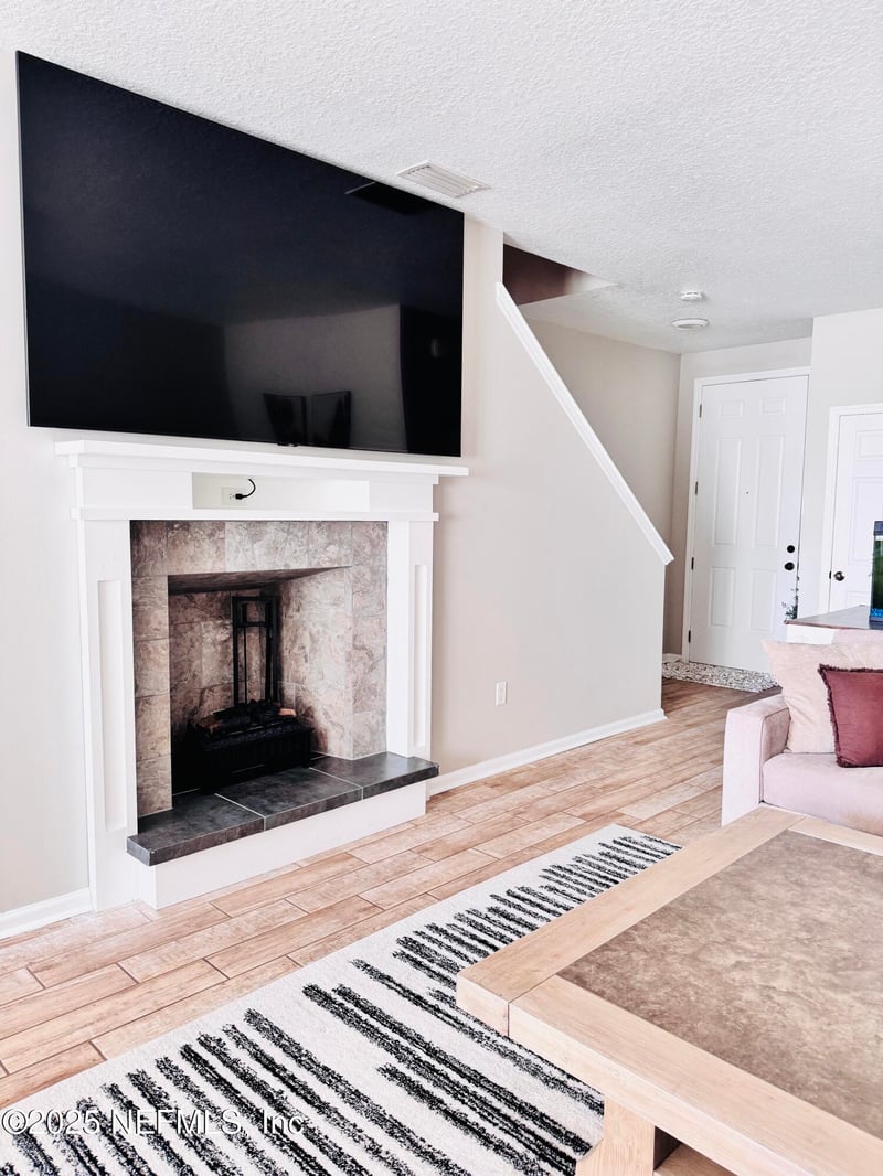 8882 Shell Island Dr, Jacksonville, FL 32216