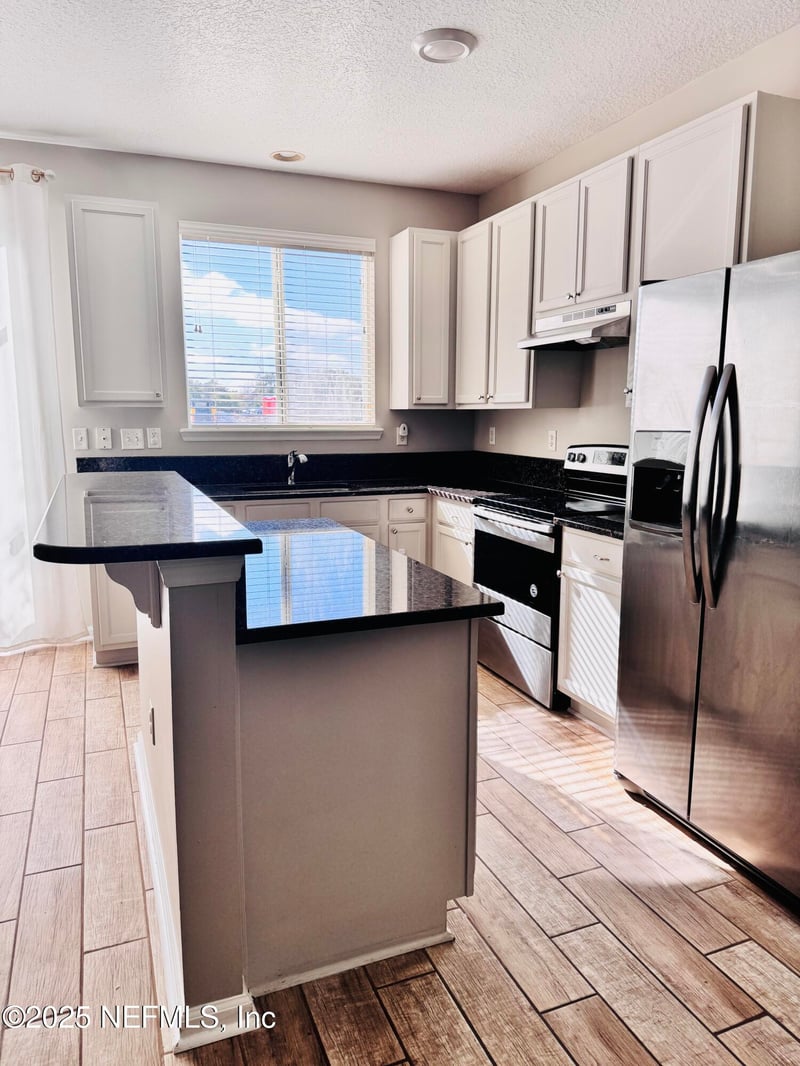 8882 Shell Island Dr, Jacksonville, FL 32216