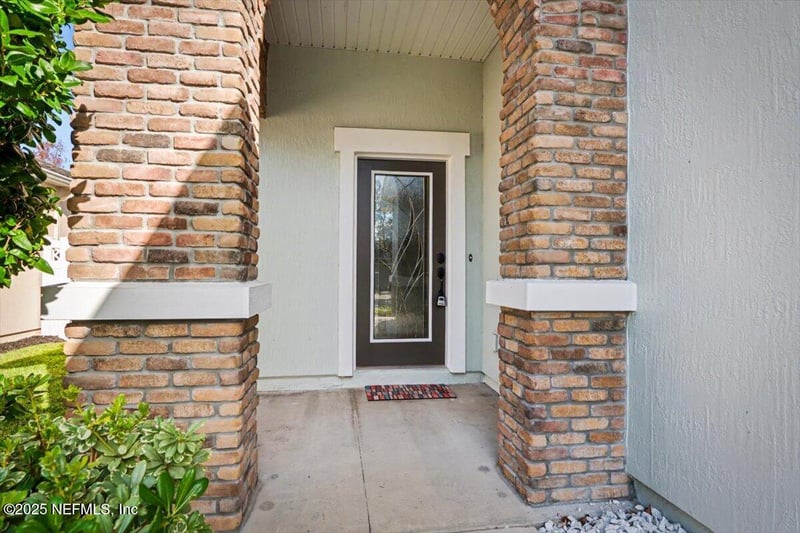 47 Forest Edge Dr, St Johns, FL 32259