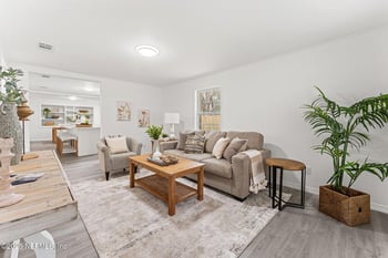 8147 Mariner St, Jacksonville, FL 32220