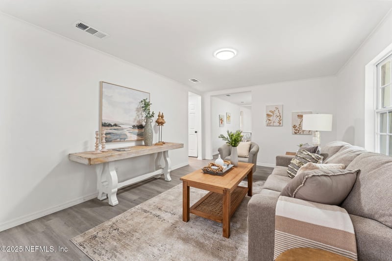 8147 Mariner St, Jacksonville, FL 32220