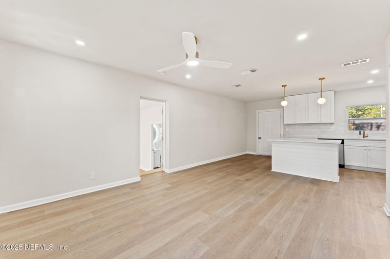 5259 Redrac St, Jacksonville, FL 32205