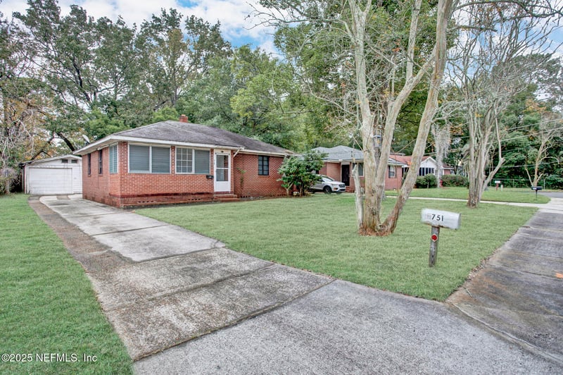 751 Dixon St, Jacksonville, FL 32254