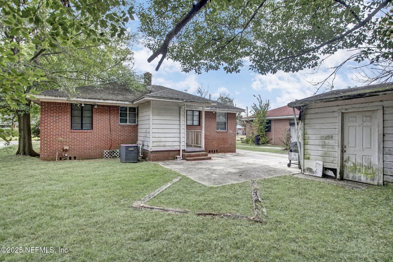 751 Dixon St, Jacksonville, FL 32254