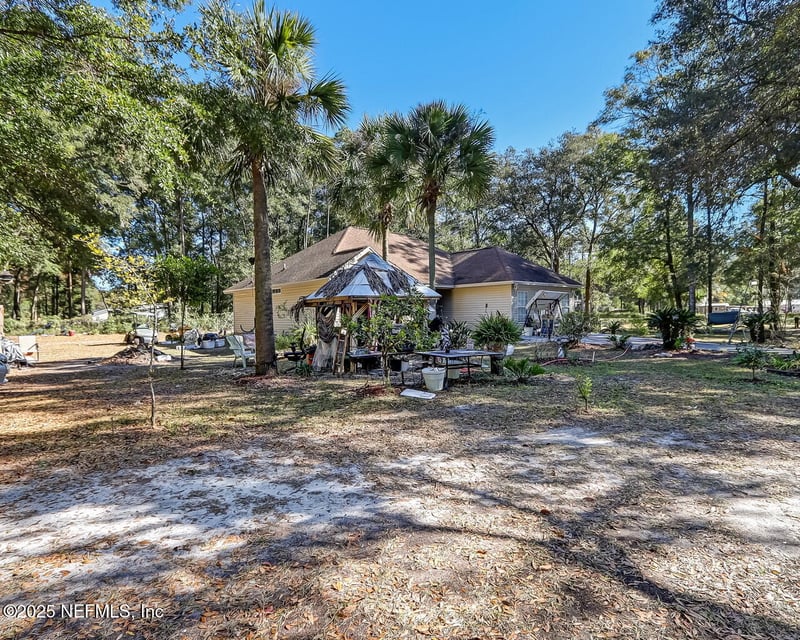 85152 Madeline Rd, Yulee, FL 32097