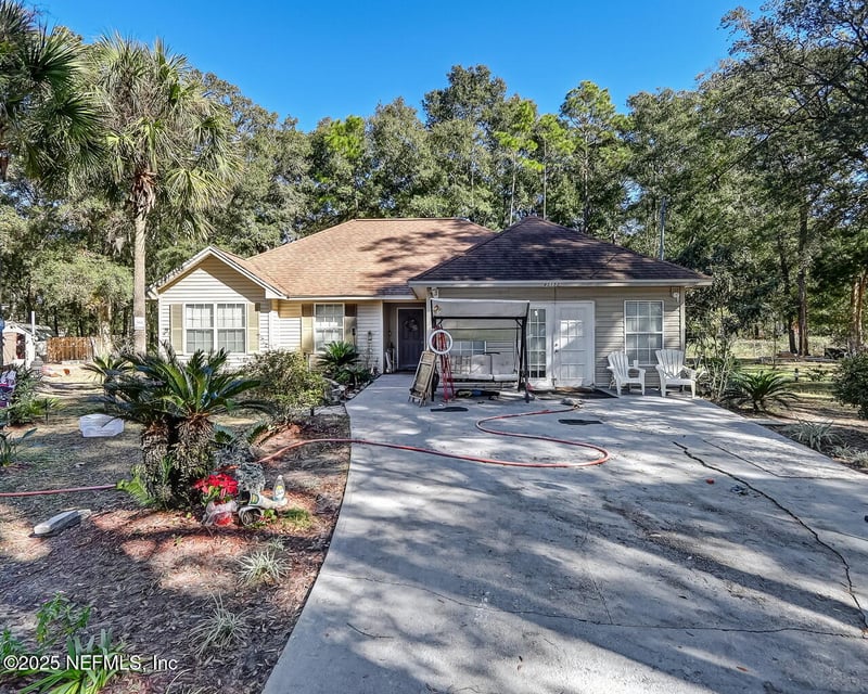 85152 Madeline Rd, Yulee, FL 32097